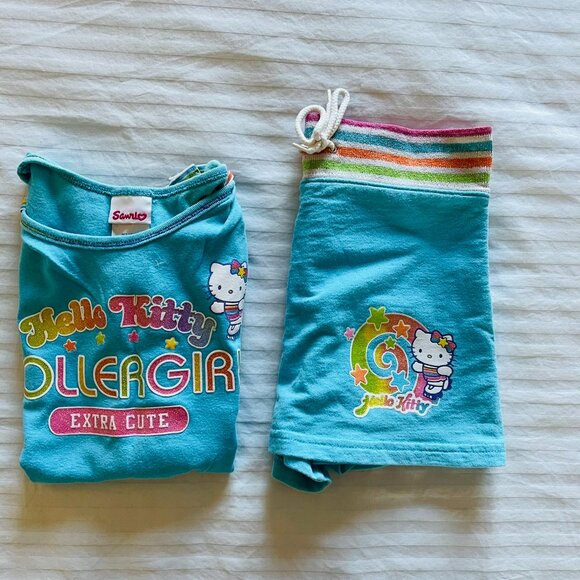 Hello Kitty Matching (Set) Top and Skorts (Shorts/Skirt). SANRIO. - Picture 14 of 14